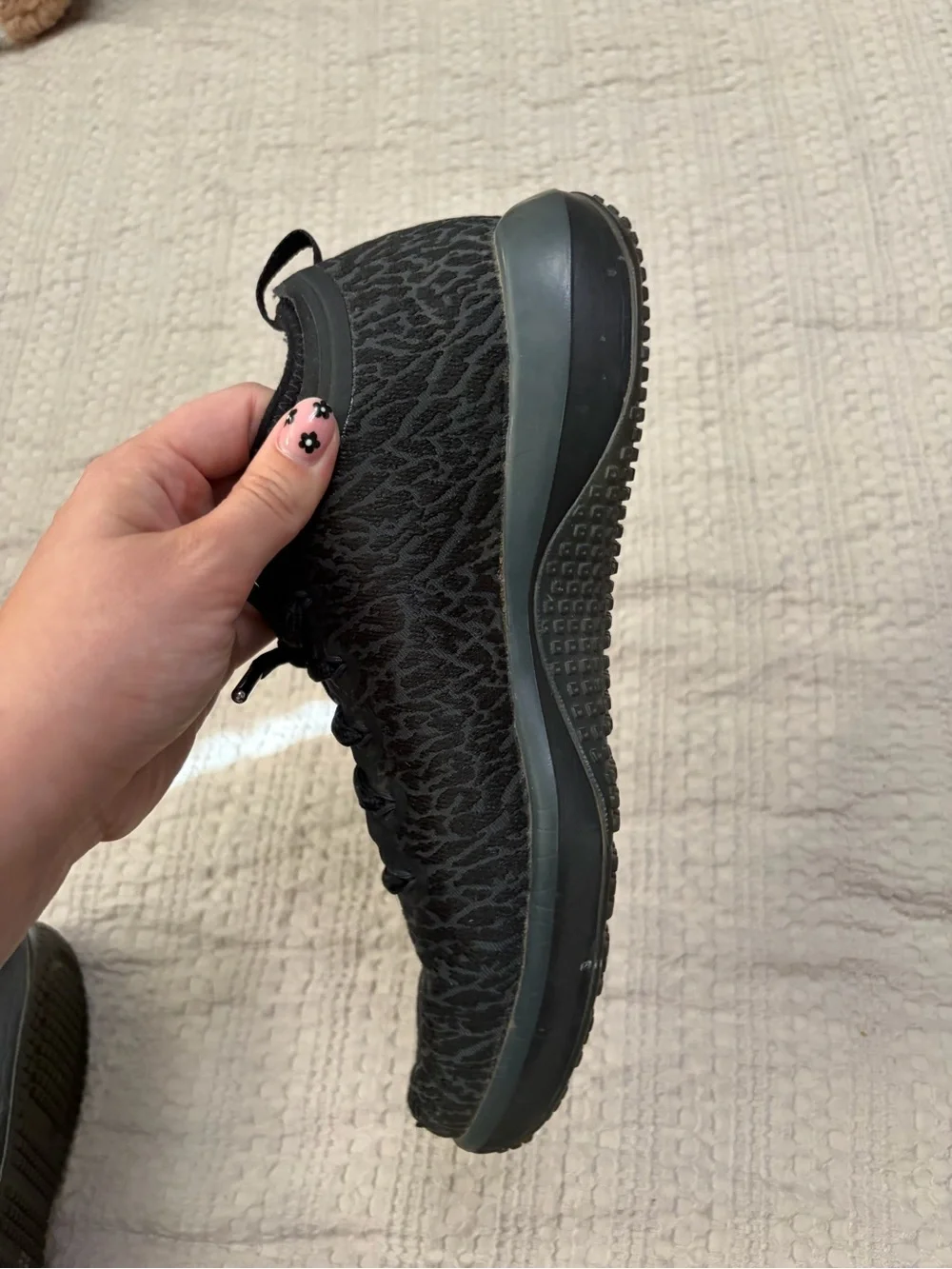 Jordan details fit black